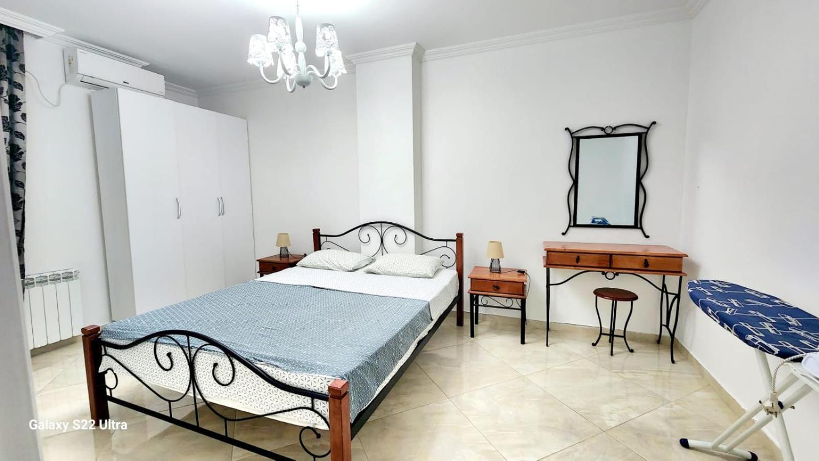 Paradise Apartment Batumi Eksteriør billede